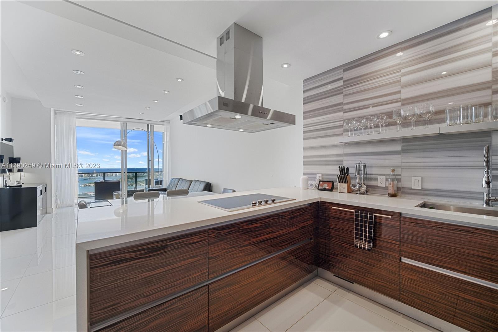 MARQUIS CONDO - Residential Lease