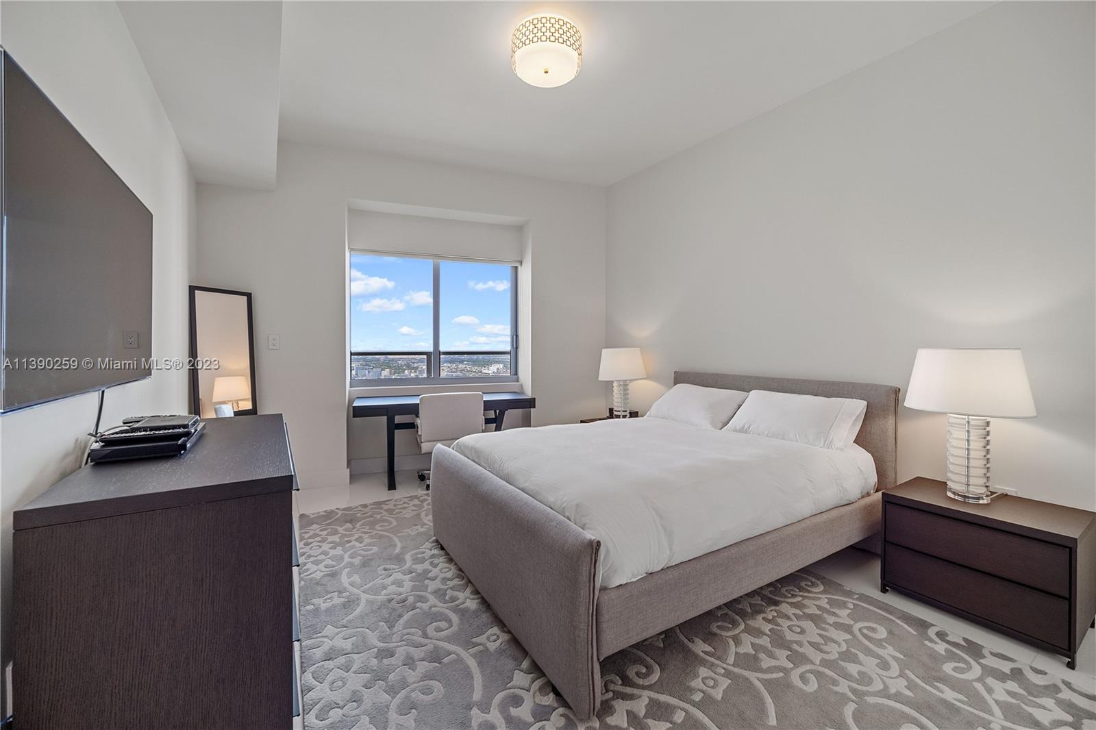 MARQUIS CONDO - Residential Lease