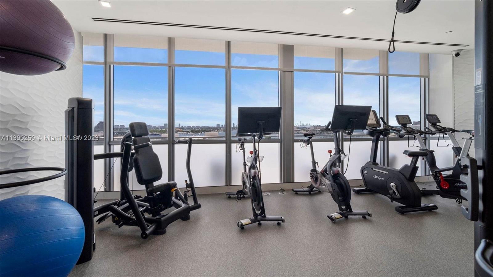 MARQUIS CONDO - Residential Lease