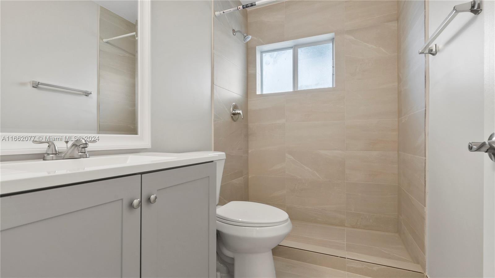 CAUSEWAY BAYFRONTS - Residential Lease