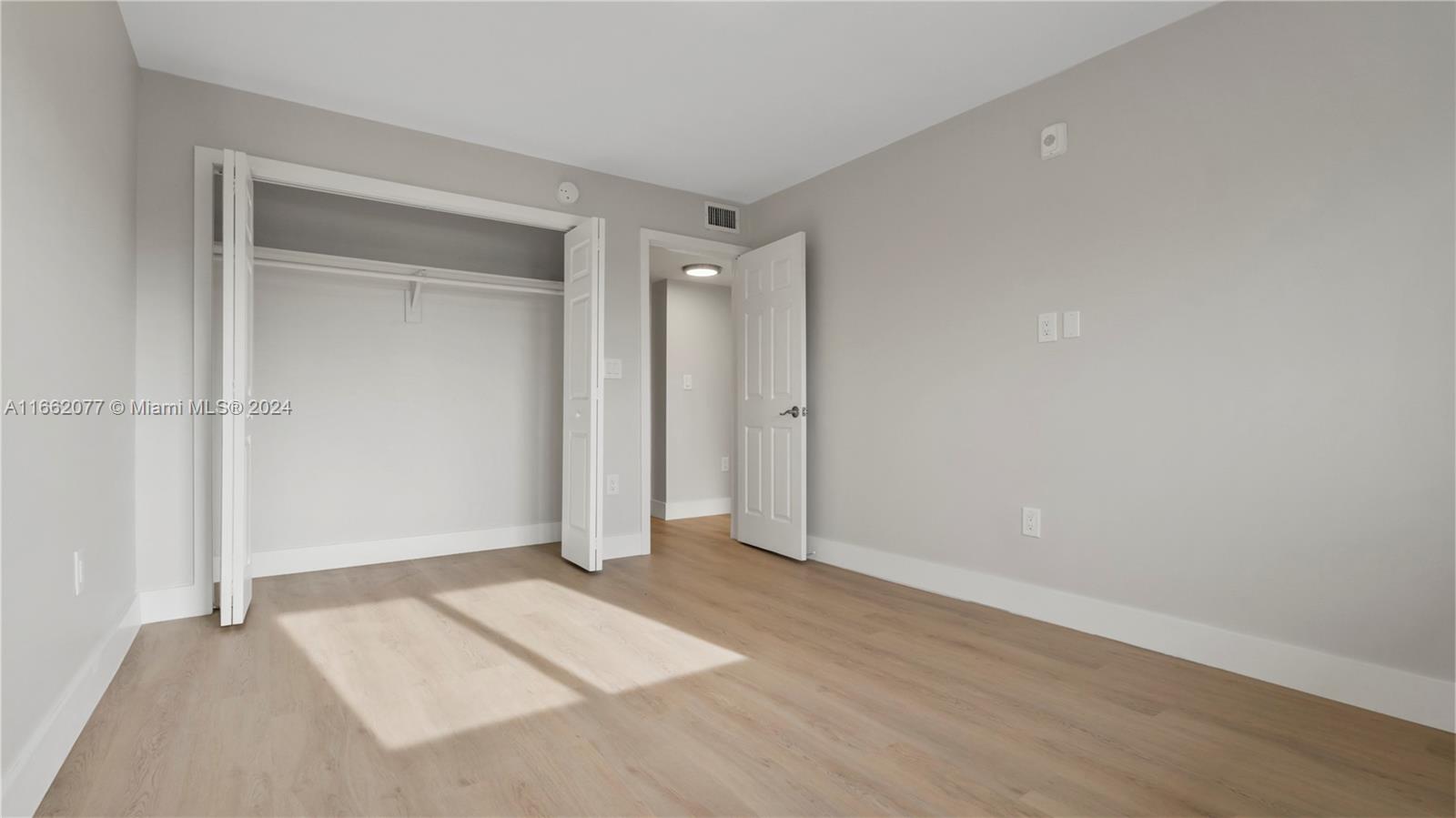 CAUSEWAY BAYFRONTS - Residential Lease