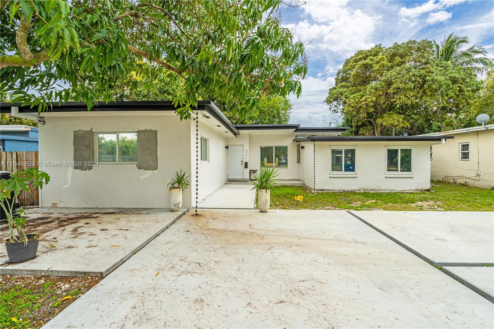 W MIAMI SHORES SEC B - Residential