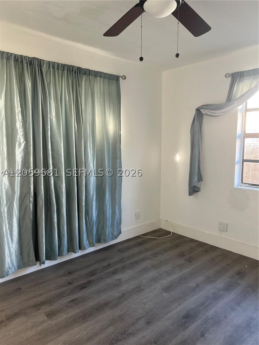 HOLLYWOOD TERR NO 2 - Residential