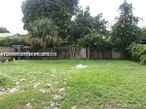 HOLLYWOOD TERR NO 2 - Residential