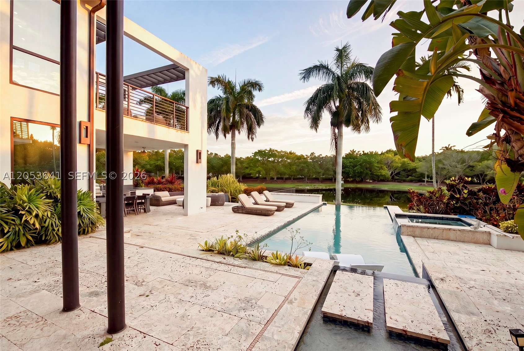 WINDMILL LAKE ESTATES - Residential