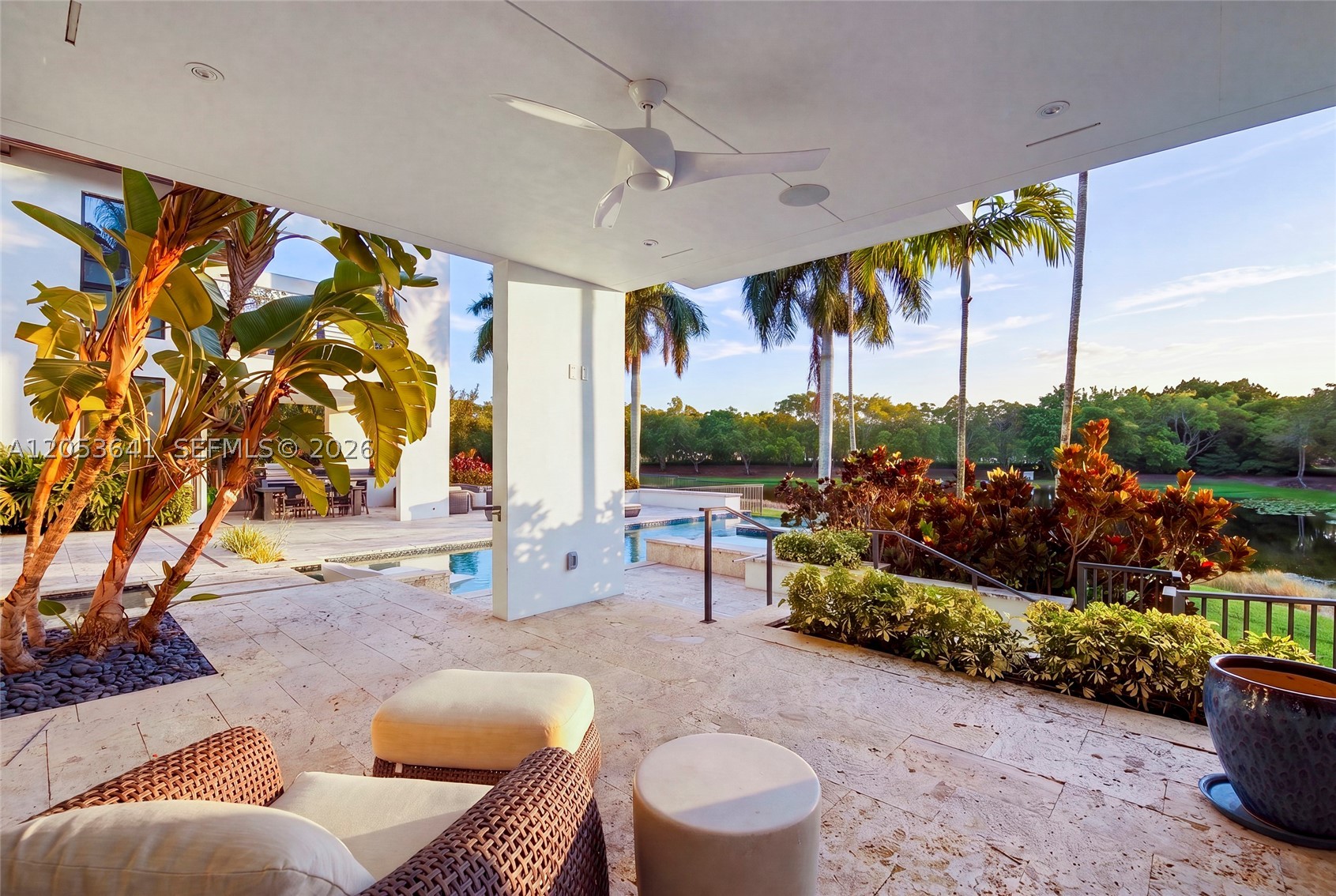 WINDMILL LAKE ESTATES - Residential