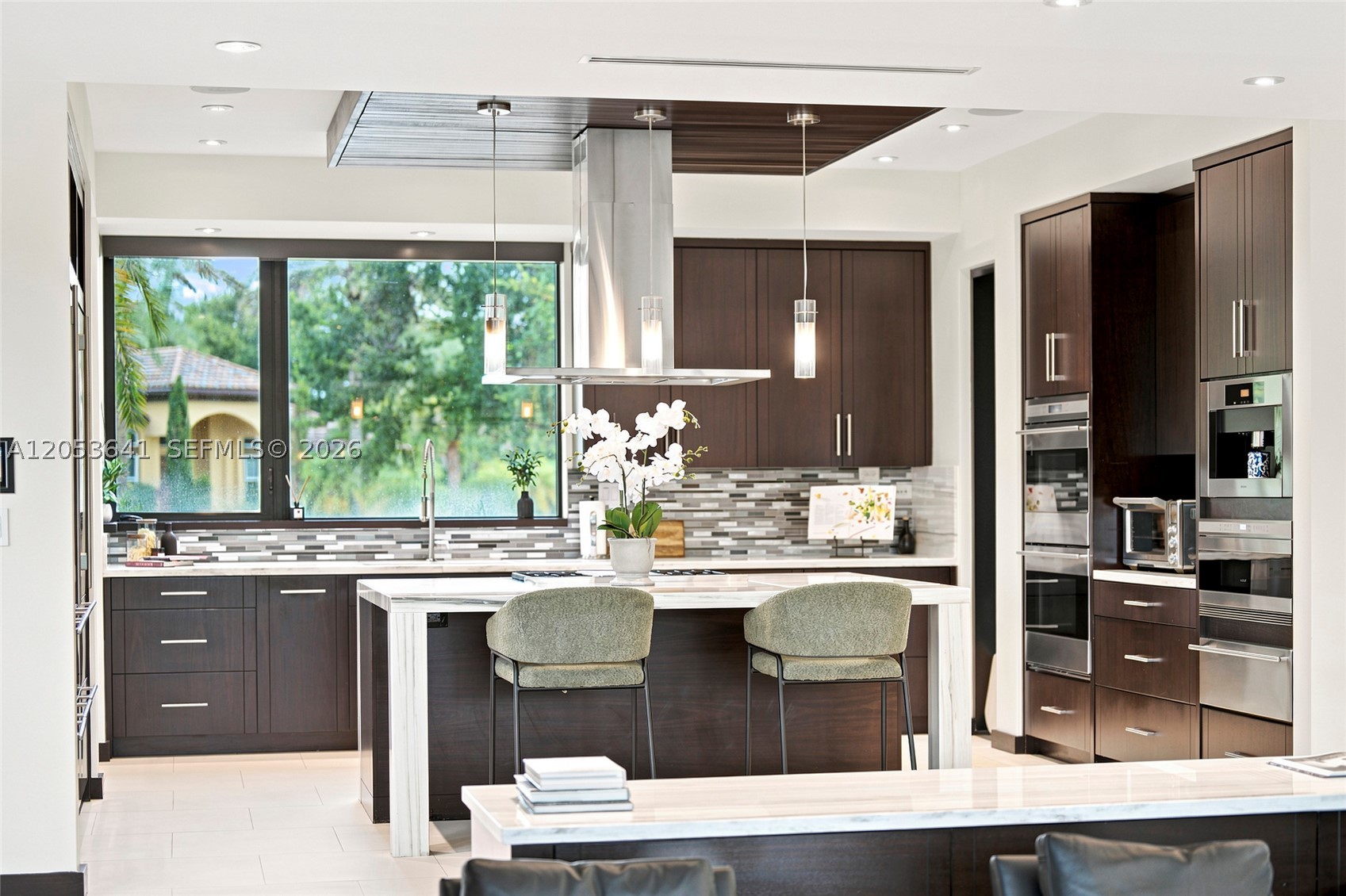WINDMILL LAKE ESTATES - Residential