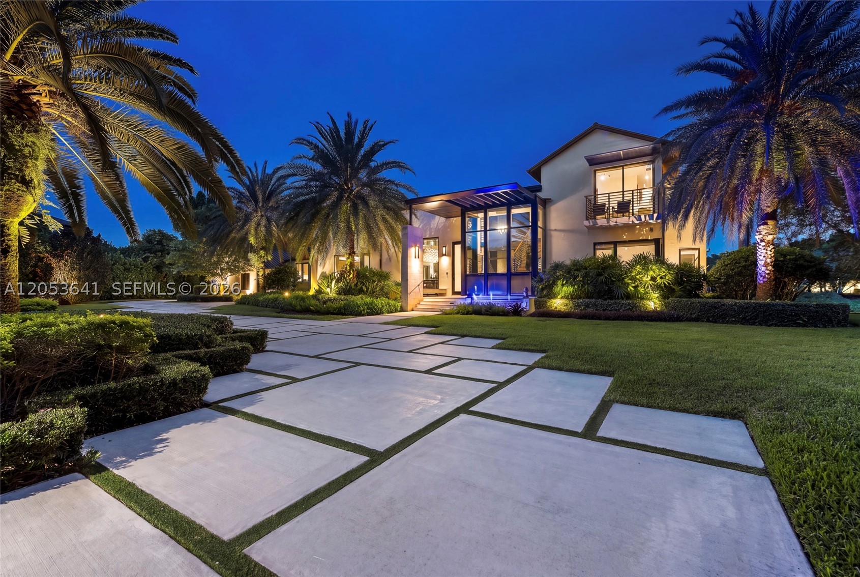 WINDMILL LAKE ESTATES - Residential