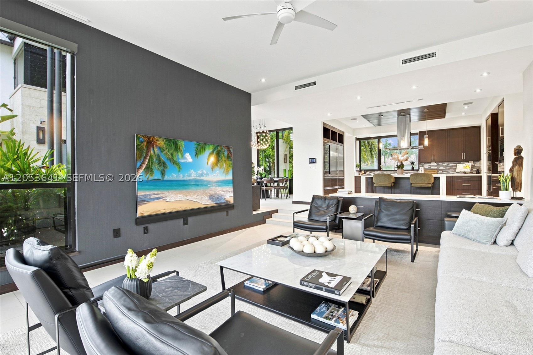 WINDMILL LAKE ESTATES - Residential