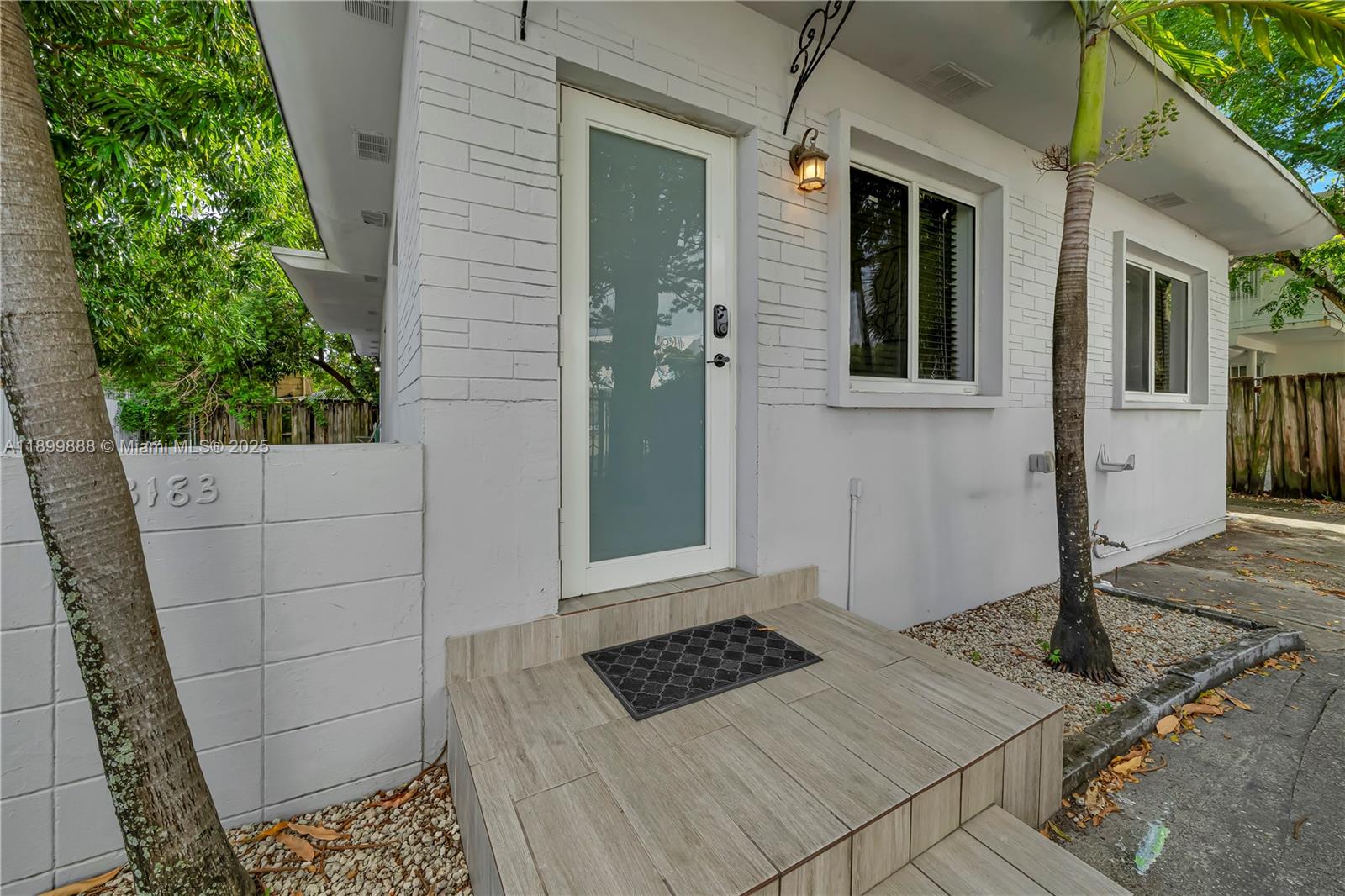NORTHERN BLVD TR - Residential Income