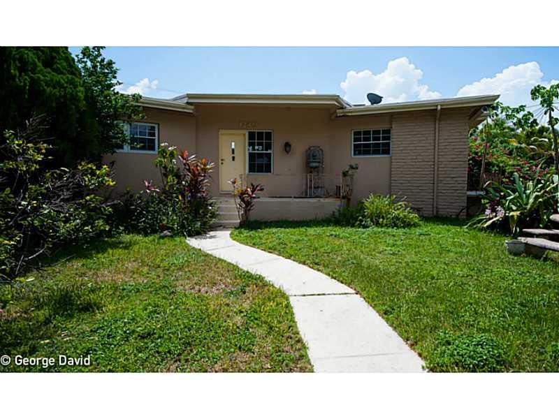 BISCAYNE POINT - Residential