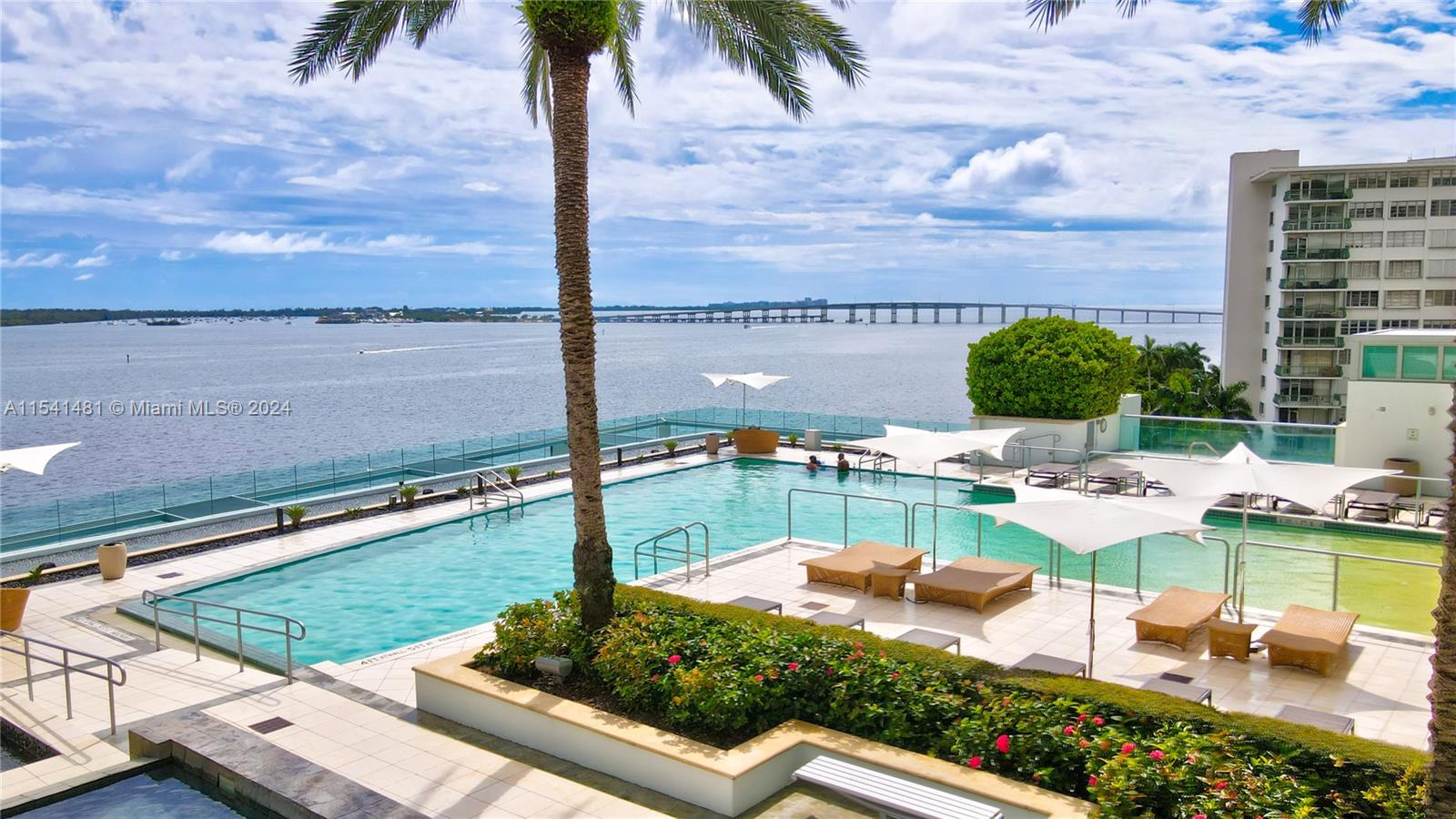 JADE RESIDENCES BRICKELL - Residential