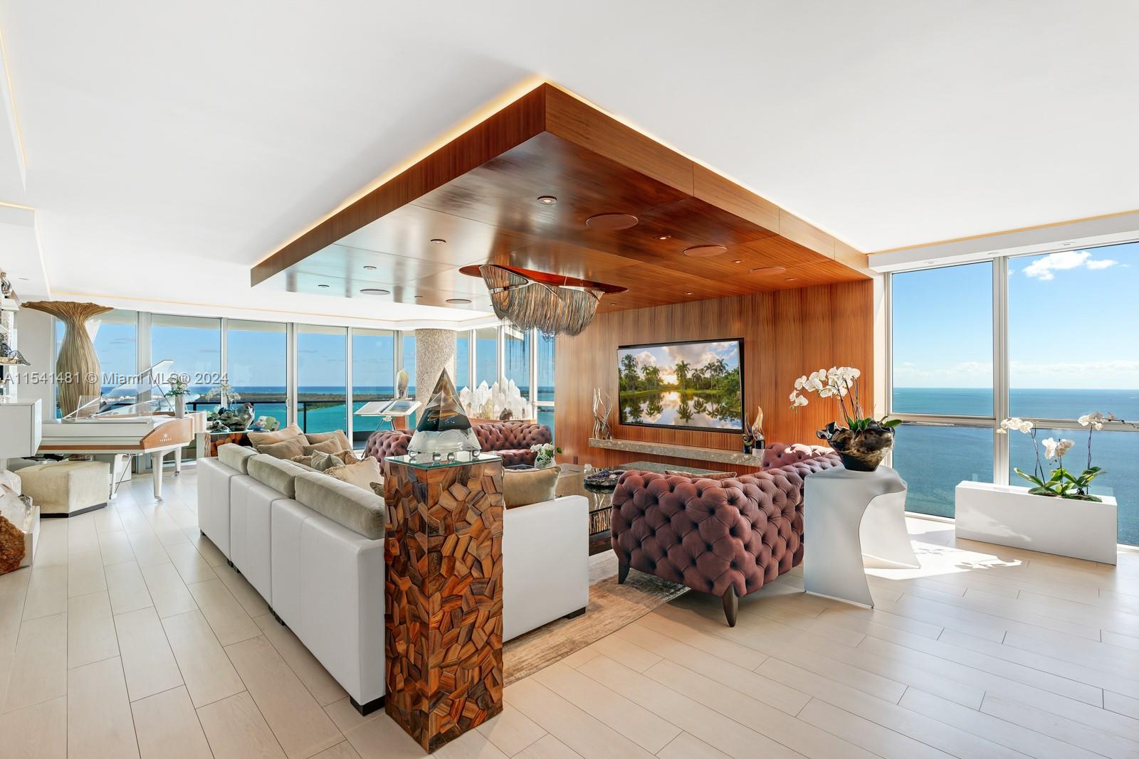 JADE RESIDENCES BRICKELL - Residential