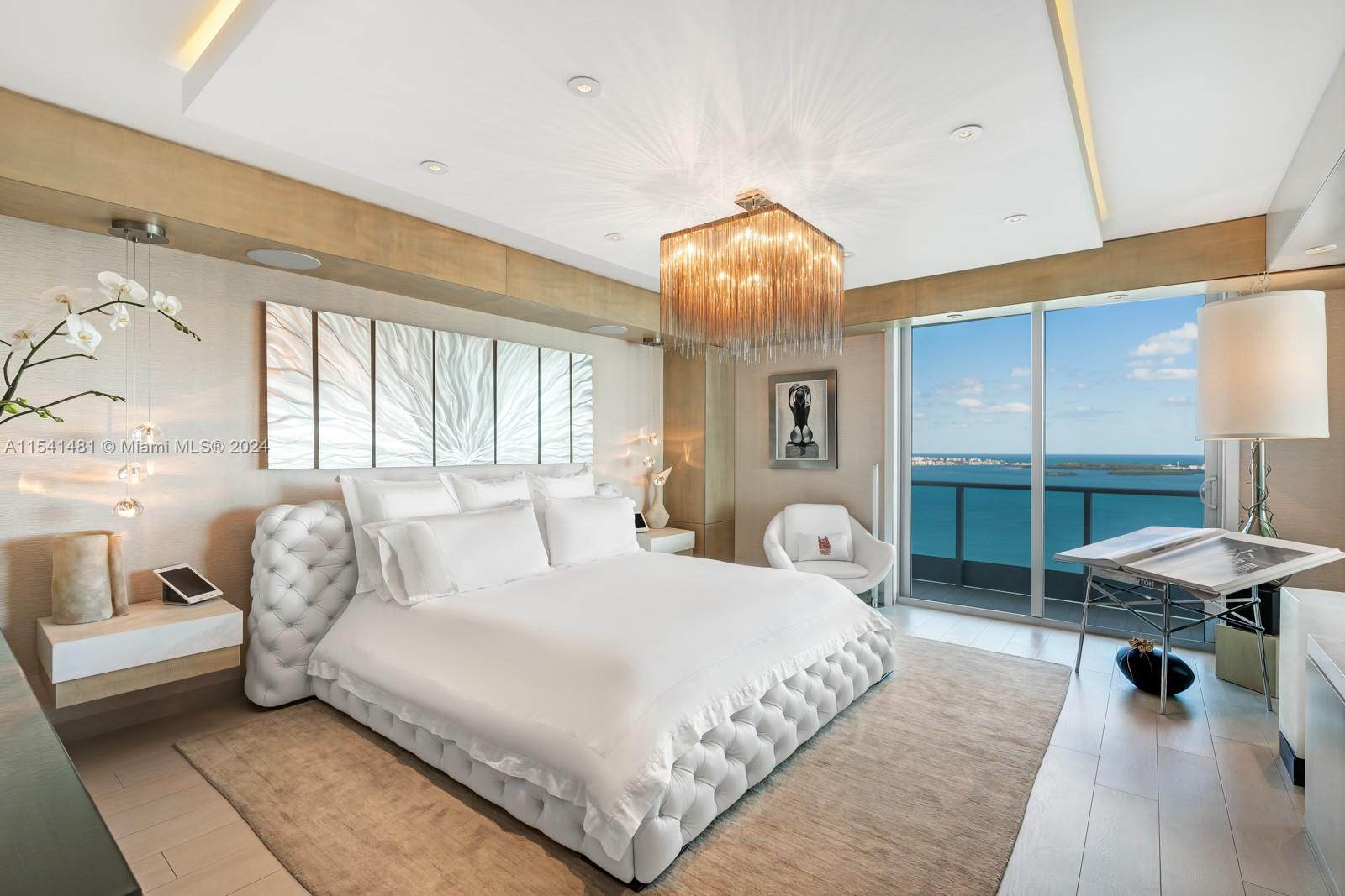 JADE RESIDENCES BRICKELL - Residential