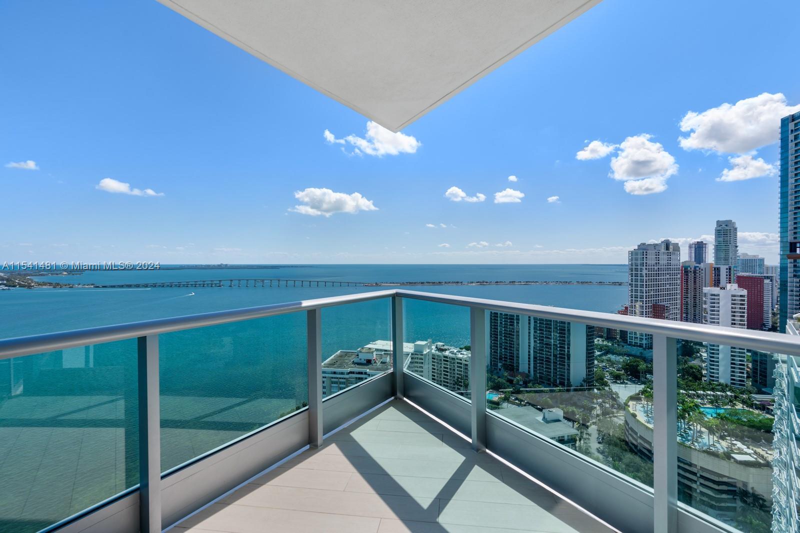 JADE RESIDENCES BRICKELL - Residential