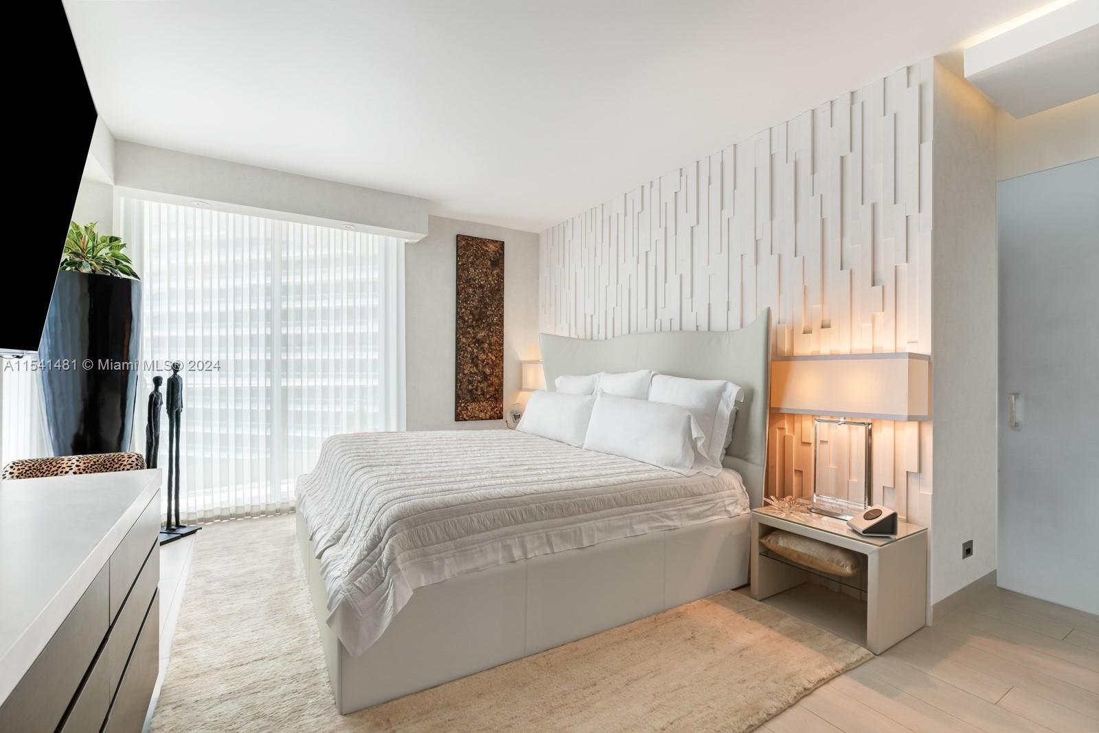 JADE RESIDENCES BRICKELL - Residential