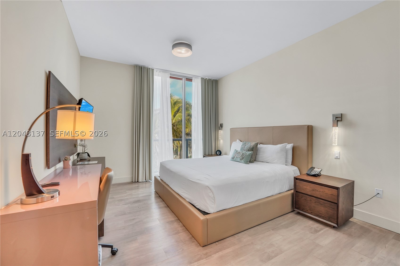 COSTA HOLLYWOOD CONDO - Residential