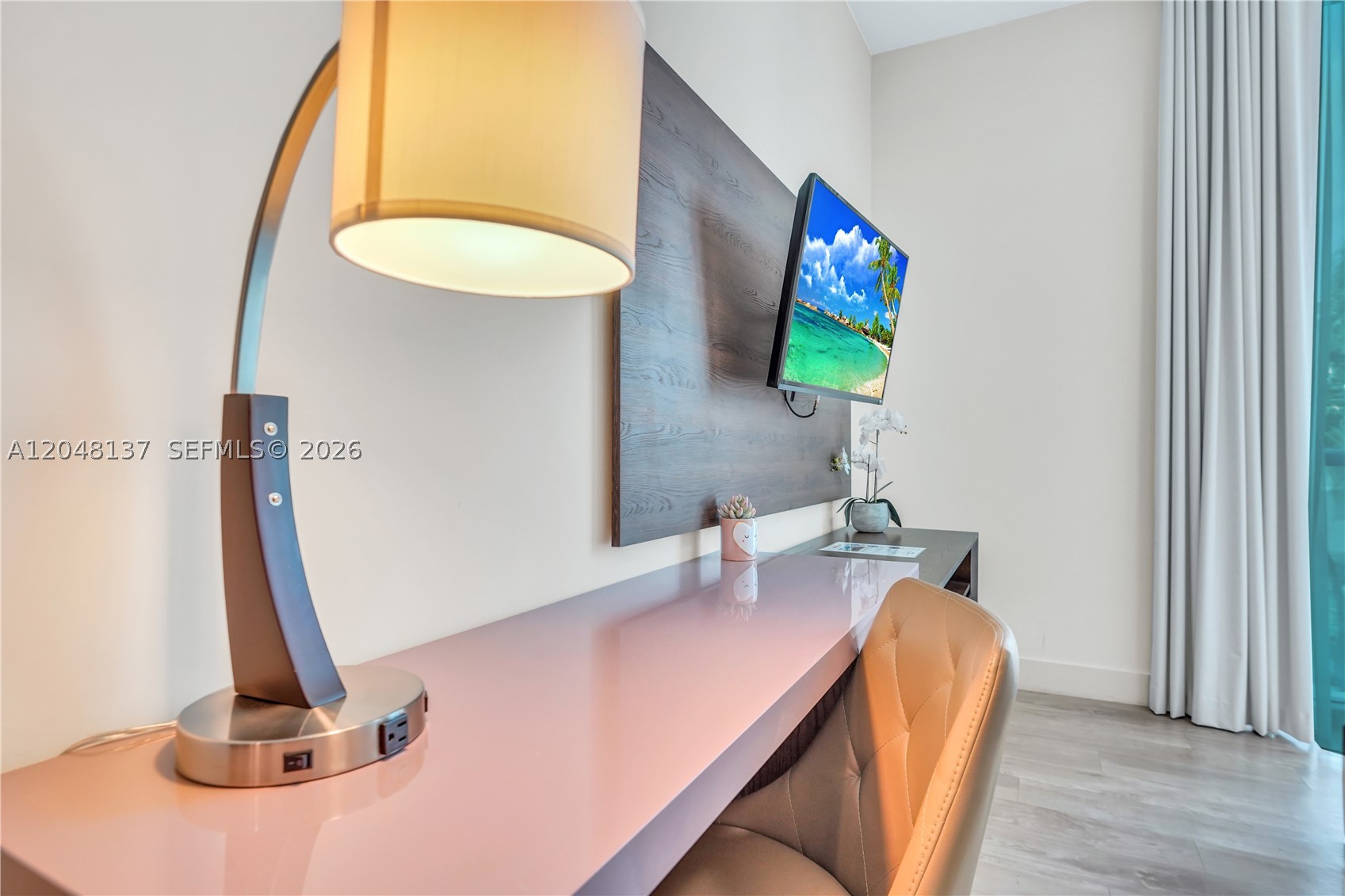 COSTA HOLLYWOOD CONDO - Residential