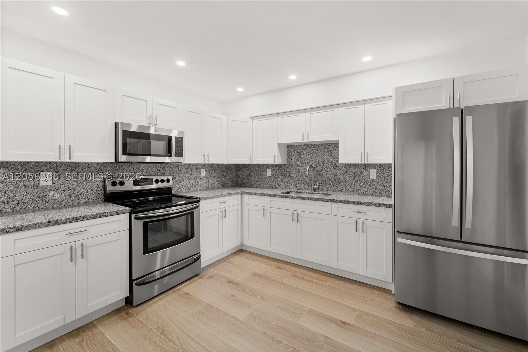 PINEHURST VILLA 2ND ADDN - Residential Lease