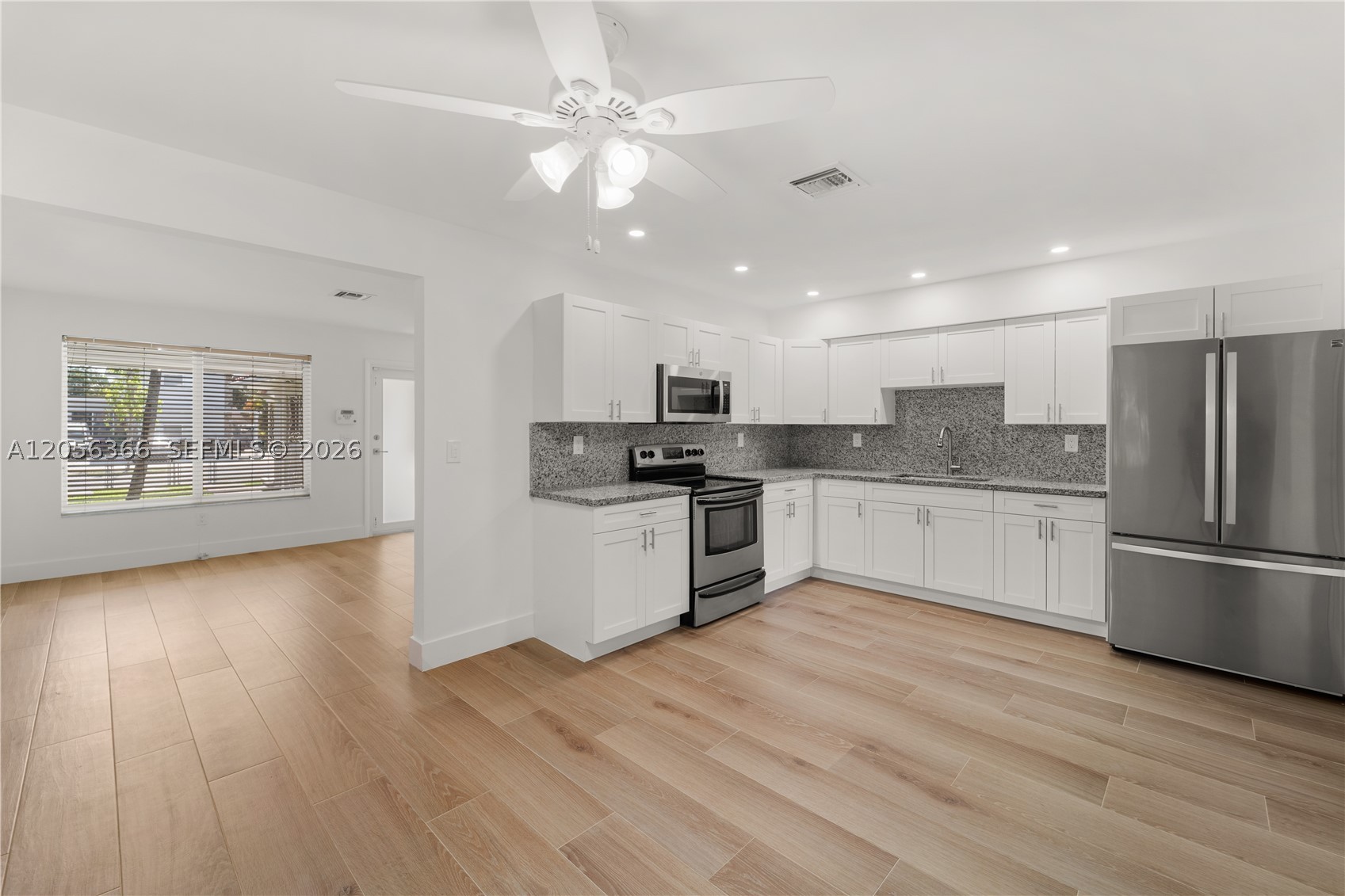 Completely renovated duplex in the heart of Miami with ample parking, large yard, parking for up to 4 cars, Private washer and dryer, brand new kitchen, new bathrooms, walk-in closet in primary suite and much more... Just minutes away from Shops, Grocery stores, Miami International Airport, 836 expressway, etc... Schedule your tour today. Lawn Maintenance Included
