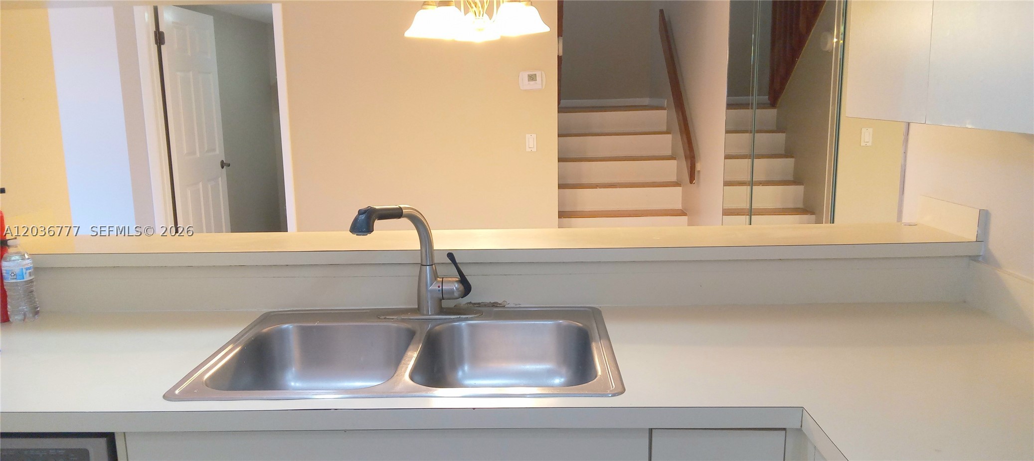 SOMERSET - Residential Lease