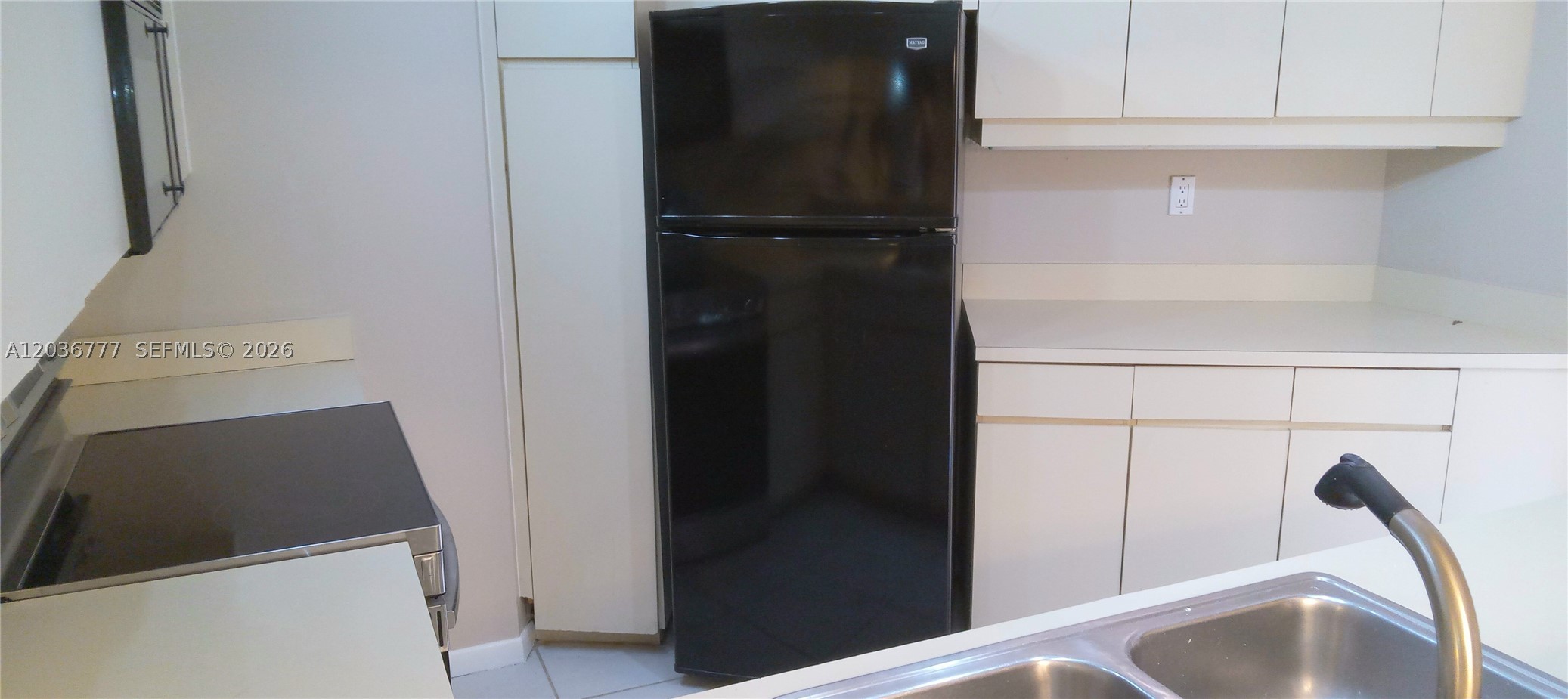 SOMERSET - Residential Lease