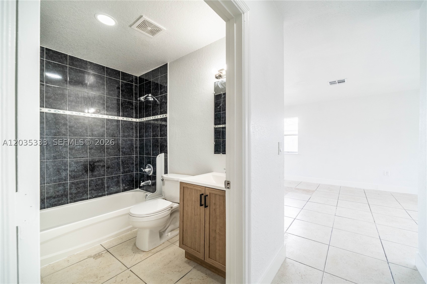 JUANA SUBDIVISION - Residential Lease