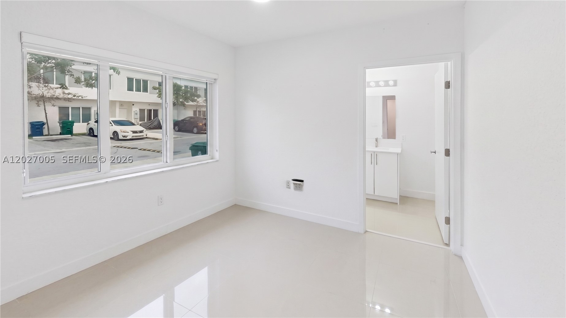 PARADISE ONE - Residential
