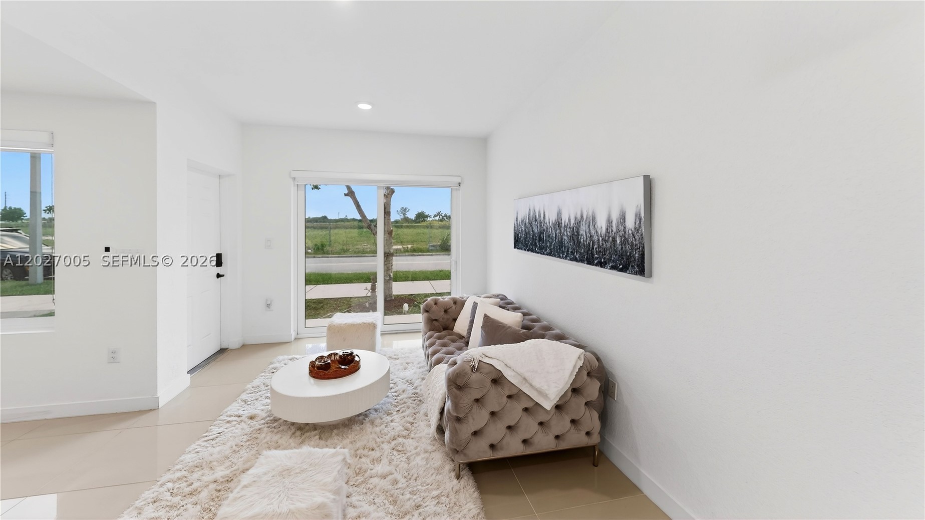 PARADISE ONE - Residential