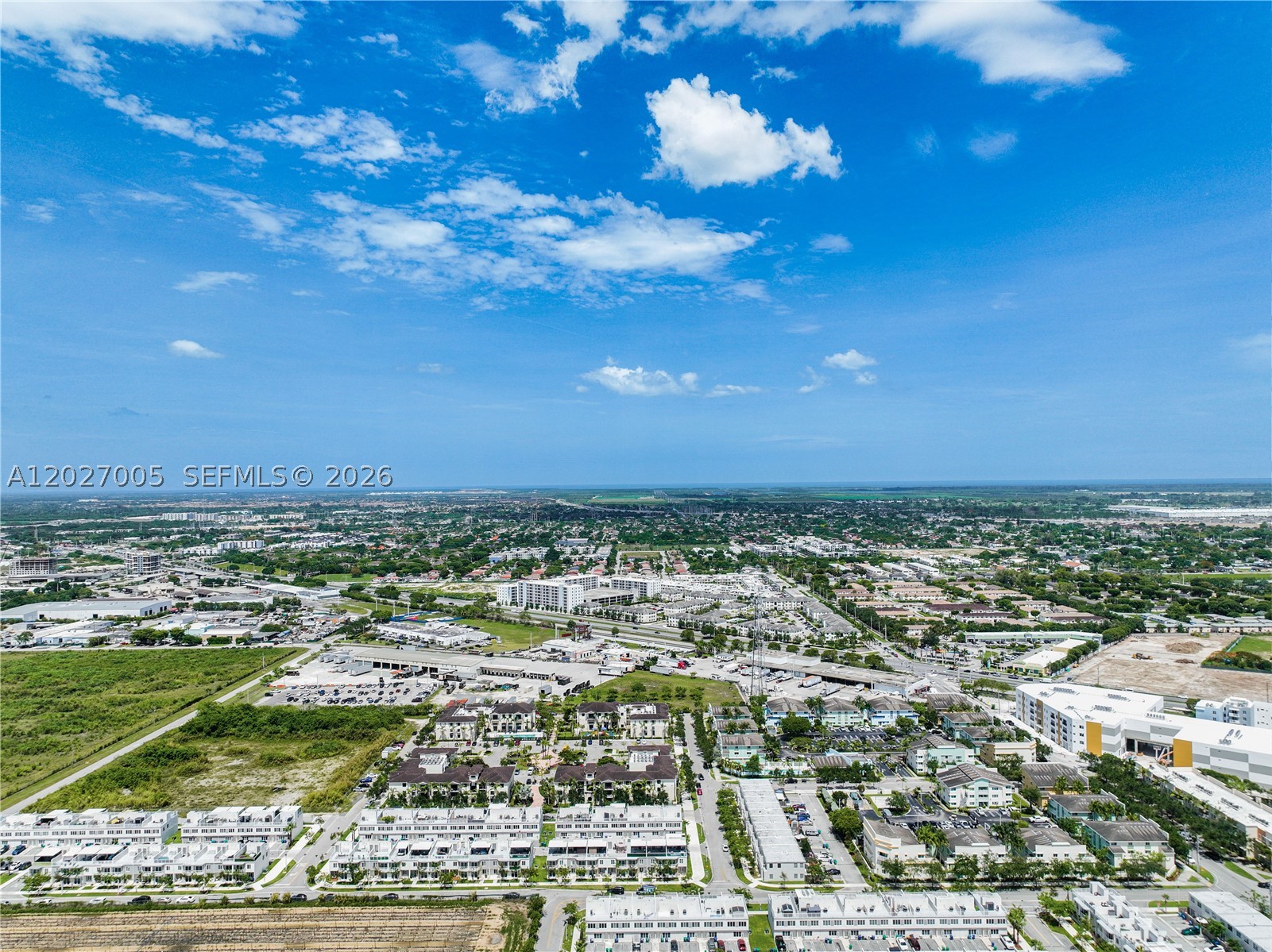 PARADISE ONE - Residential