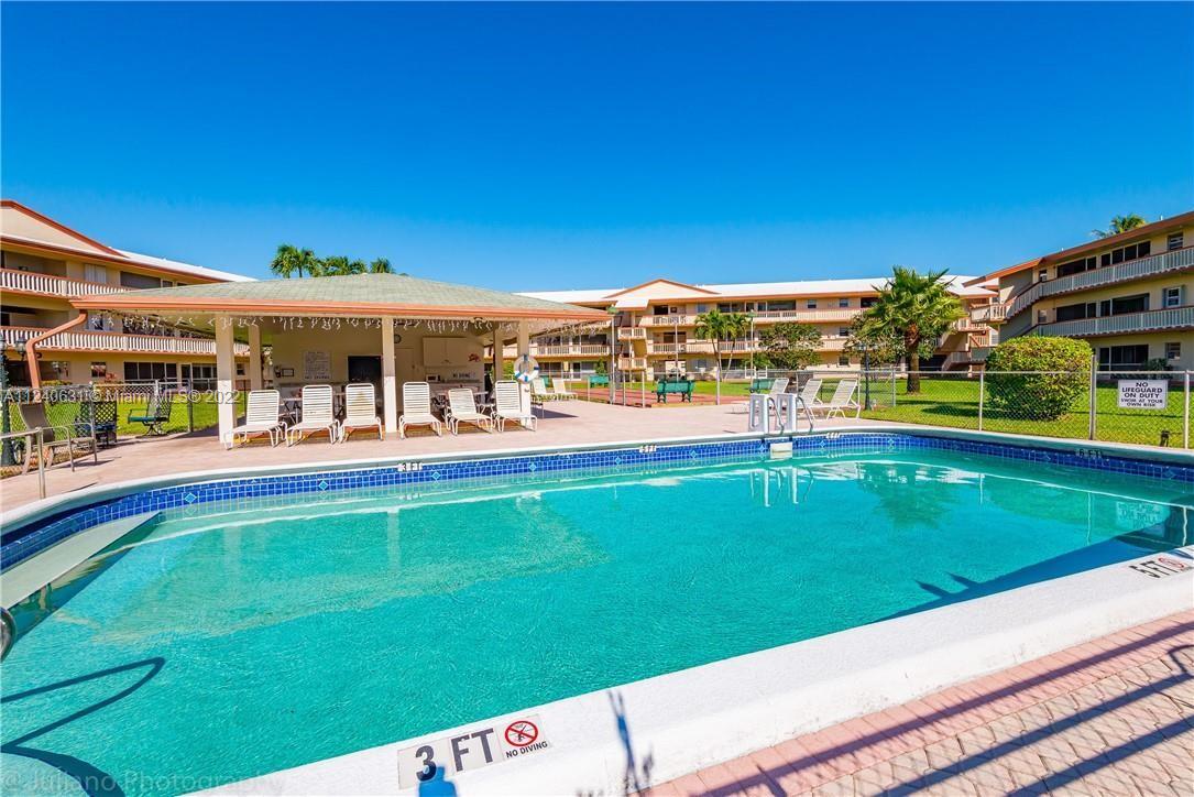 BEVERLY HILLS CONDO 3 - Residential
