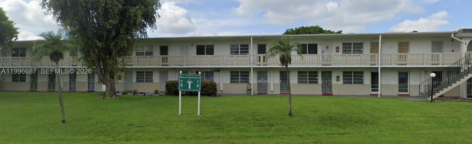 Motivated Seller! Bring Your Offers! 1- bed 1-bath first floor condo with tile flooring and a private screened balcony. Spacious living area and bedroom. Located in a 55+ HOPA community with pool, clubhouse and exercise room. Quite, friendly environment. COnveniently located near shopping, major roads, public transportation, and Aventura. Sold as-is ready for your personal touch.