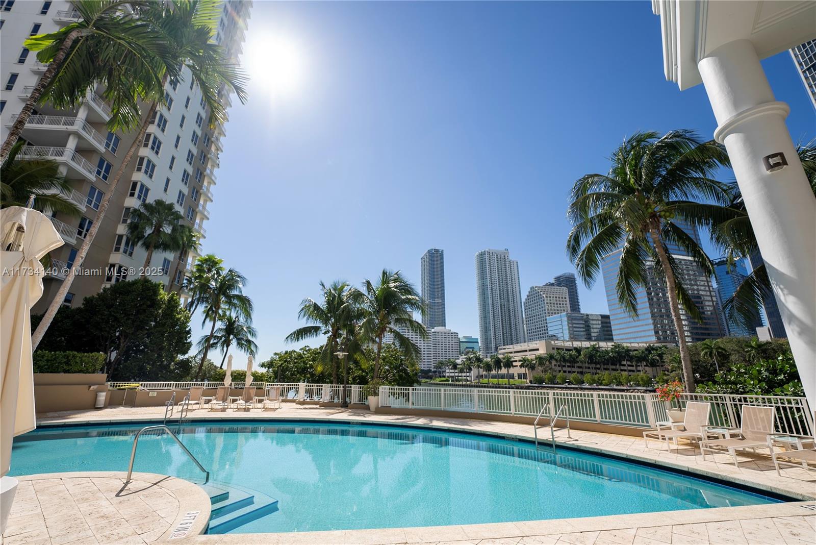 COURTS BRICKELL KEY CONDO - Residential
