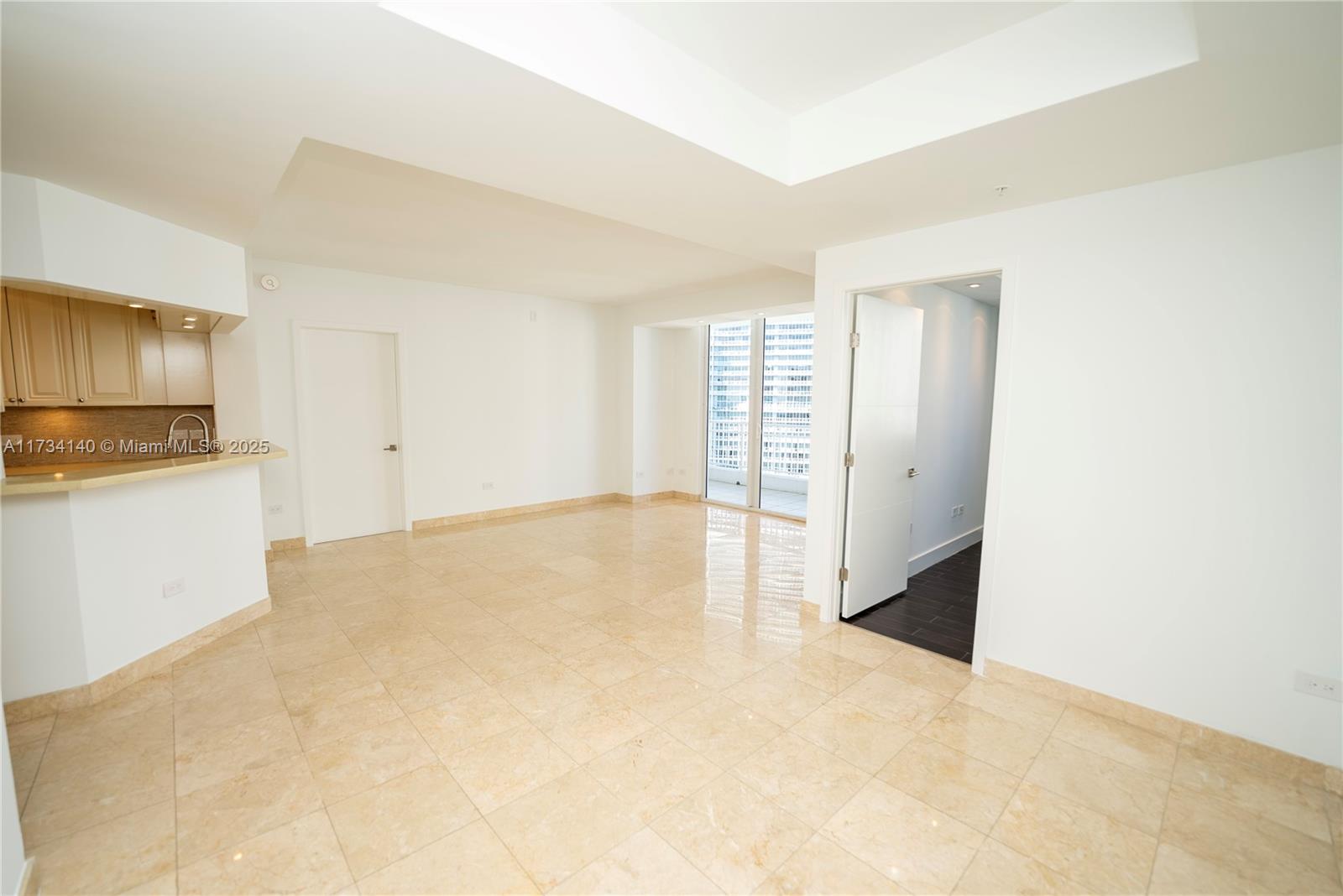 COURTS BRICKELL KEY CONDO - Residential