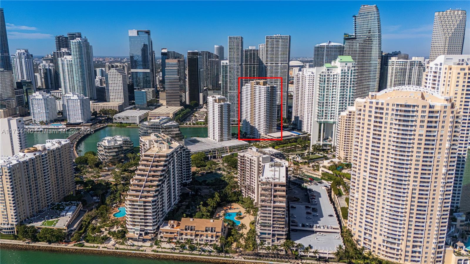 COURTS BRICKELL KEY CONDO - Residential