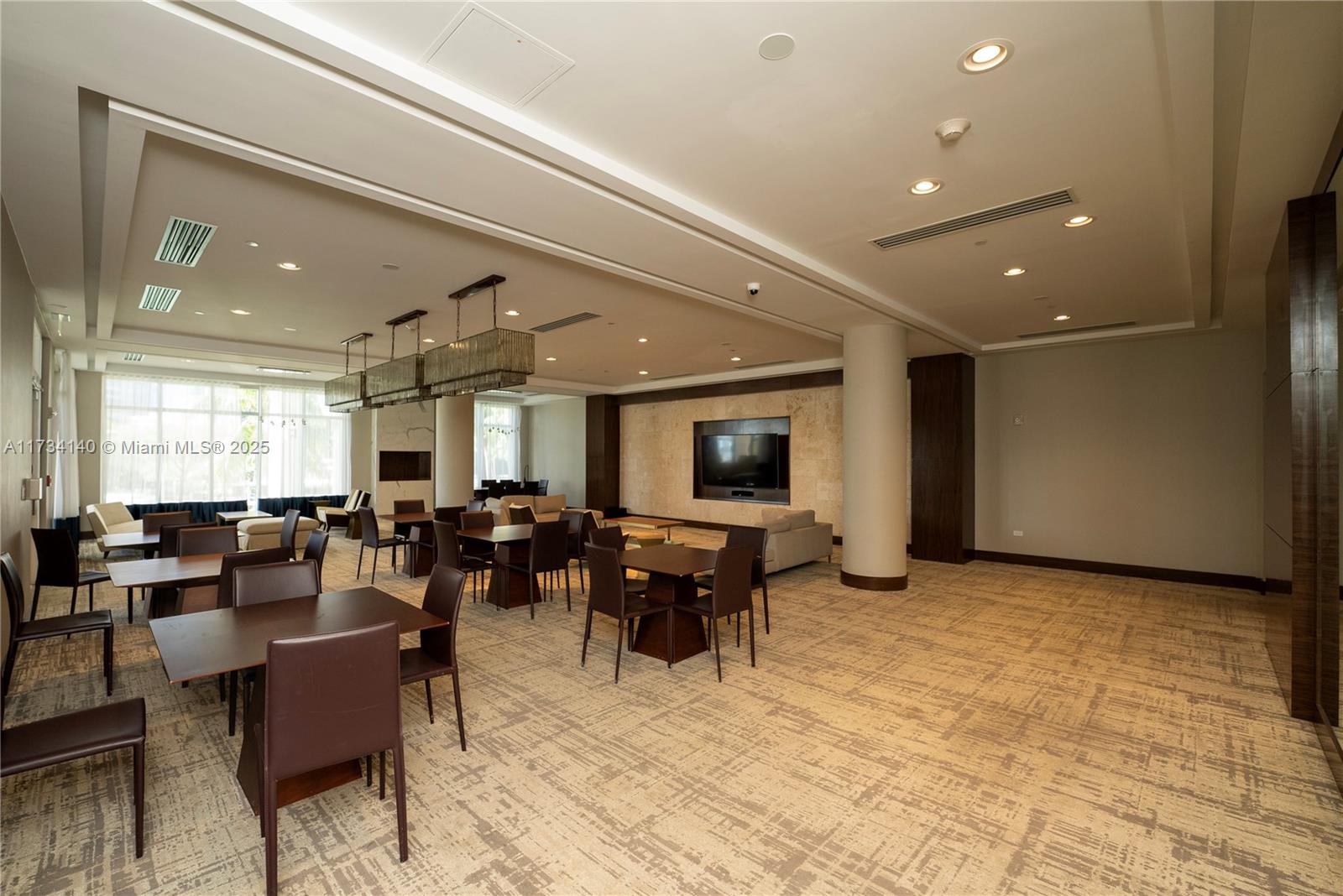 COURTS BRICKELL KEY CONDO - Residential