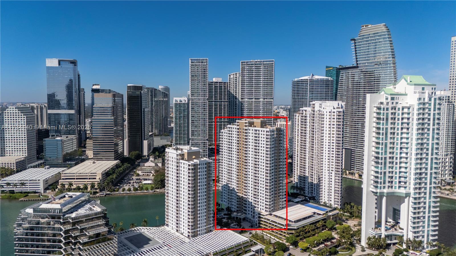 COURTS BRICKELL KEY CONDO - Residential