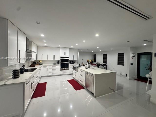 HIALEAH ESTATES - Residential
