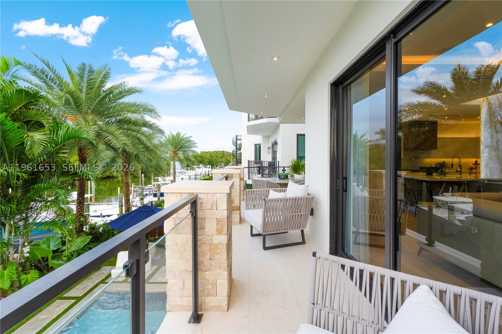 PARADISE POINT 1ST AMENDM - Residential