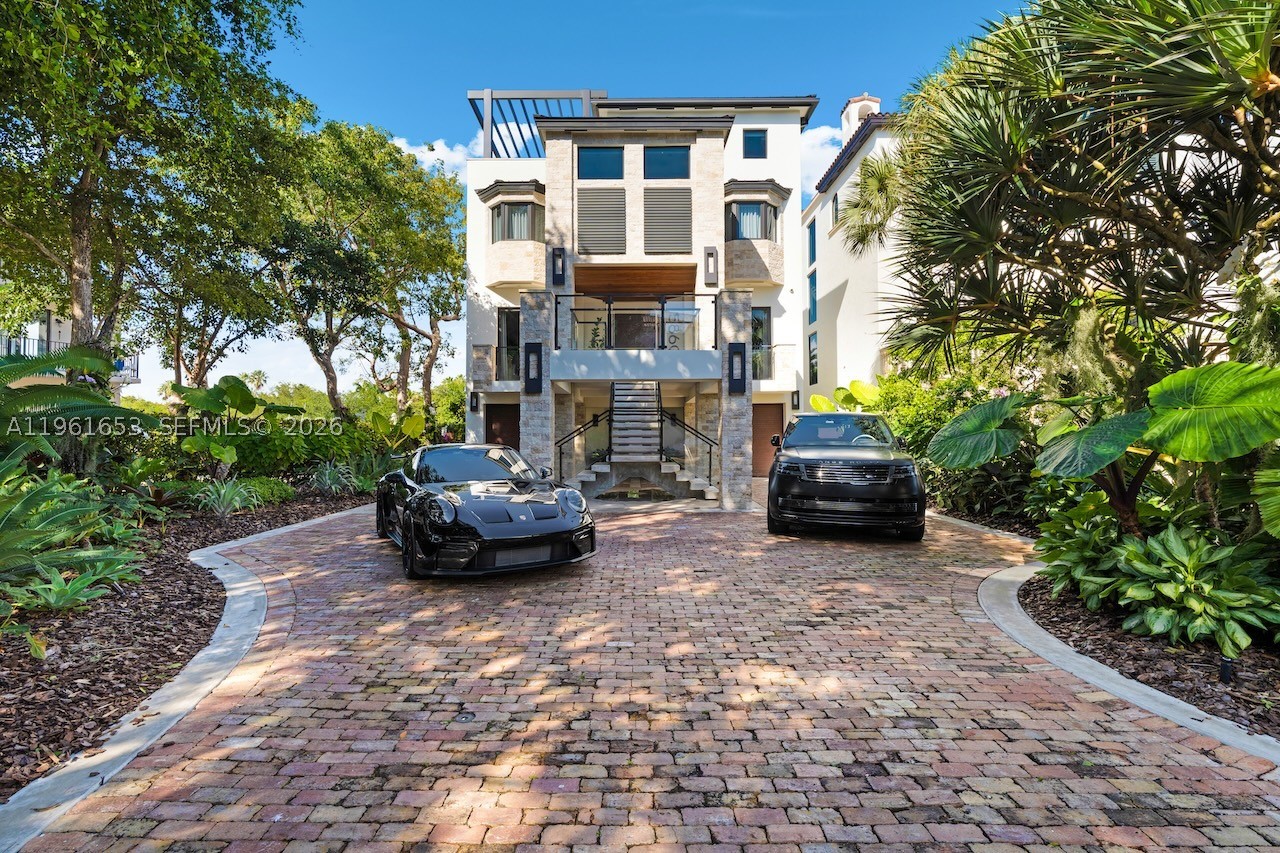 PARADISE POINT 1ST AMENDM - Residential