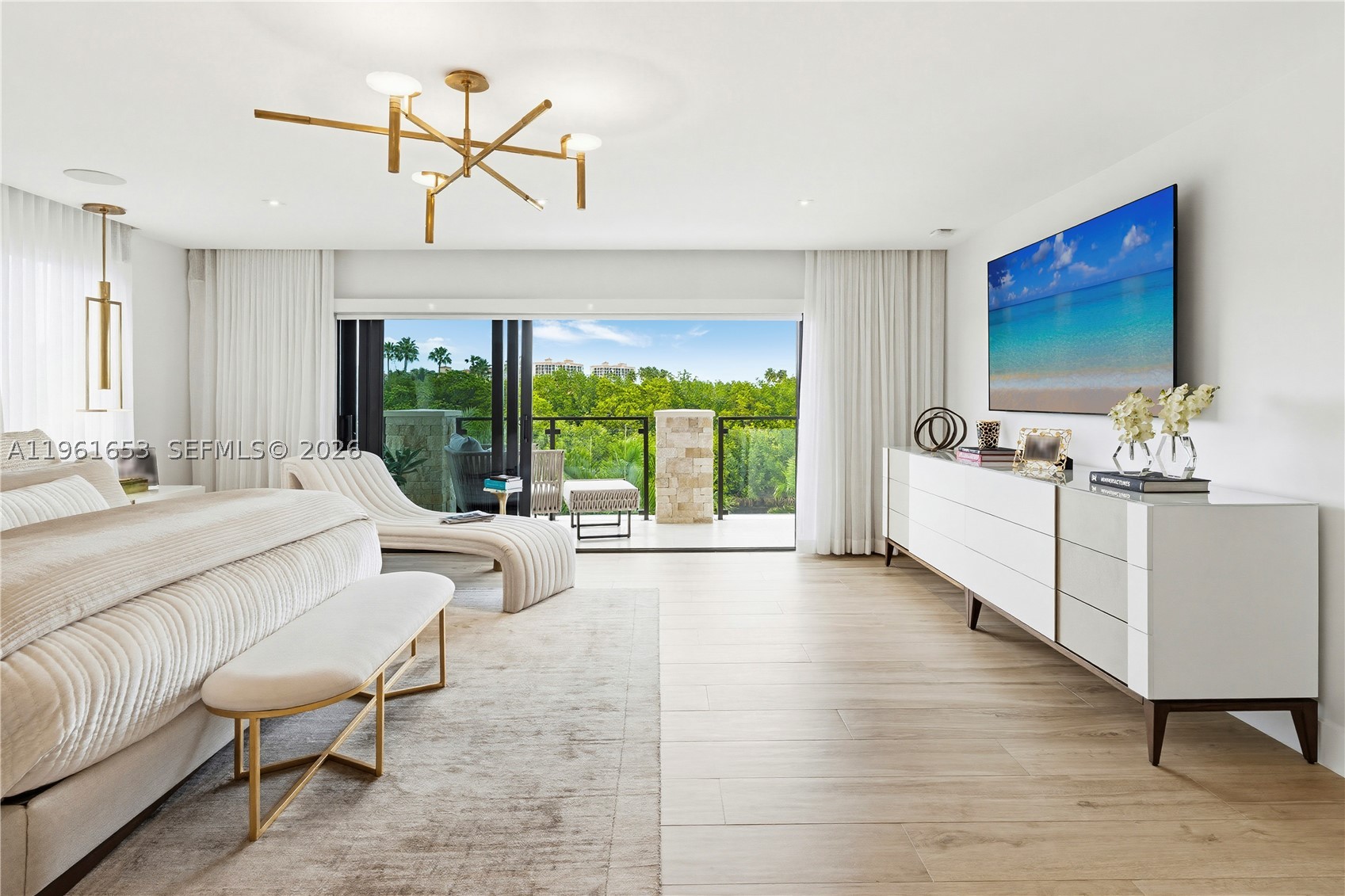 PARADISE POINT 1ST AMENDM - Residential