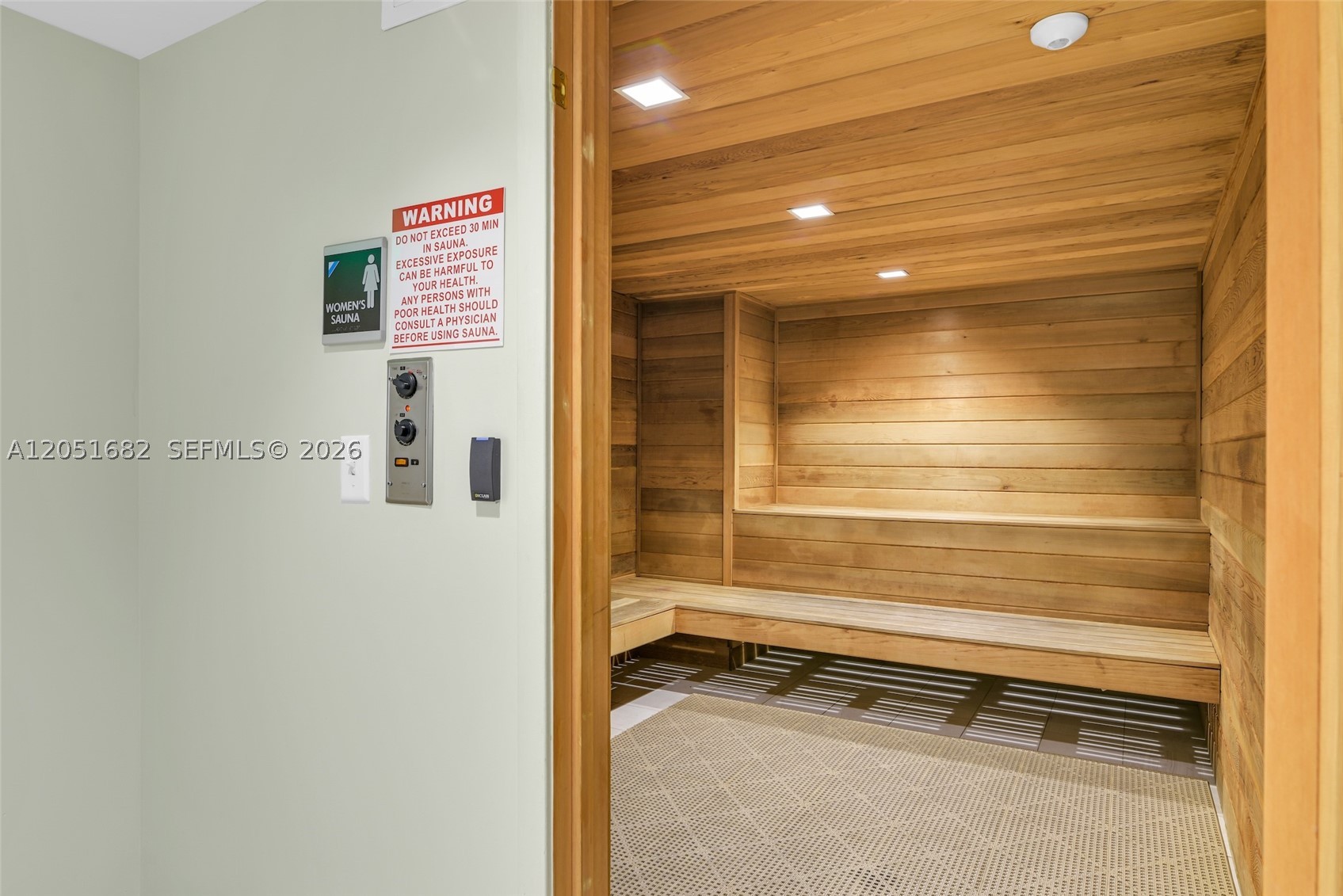 OLYMPUS CONDO PHASE - Residential