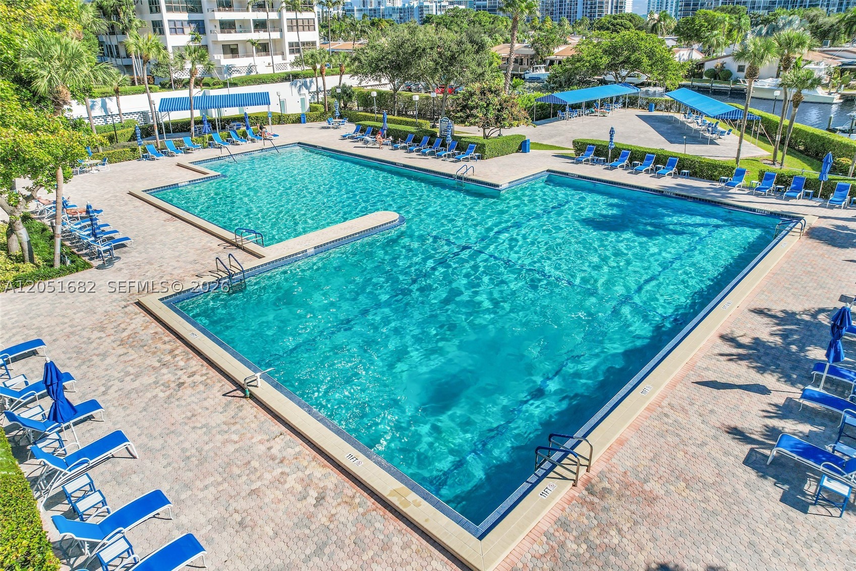 OLYMPUS CONDO PHASE - Residential