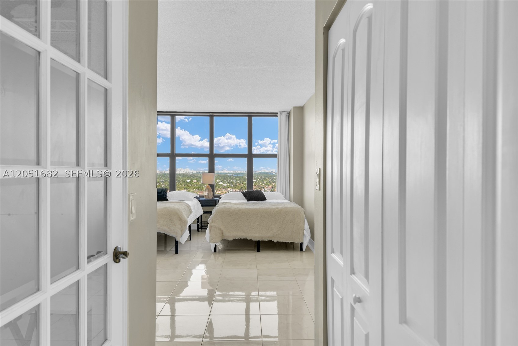 OLYMPUS CONDO PHASE - Residential