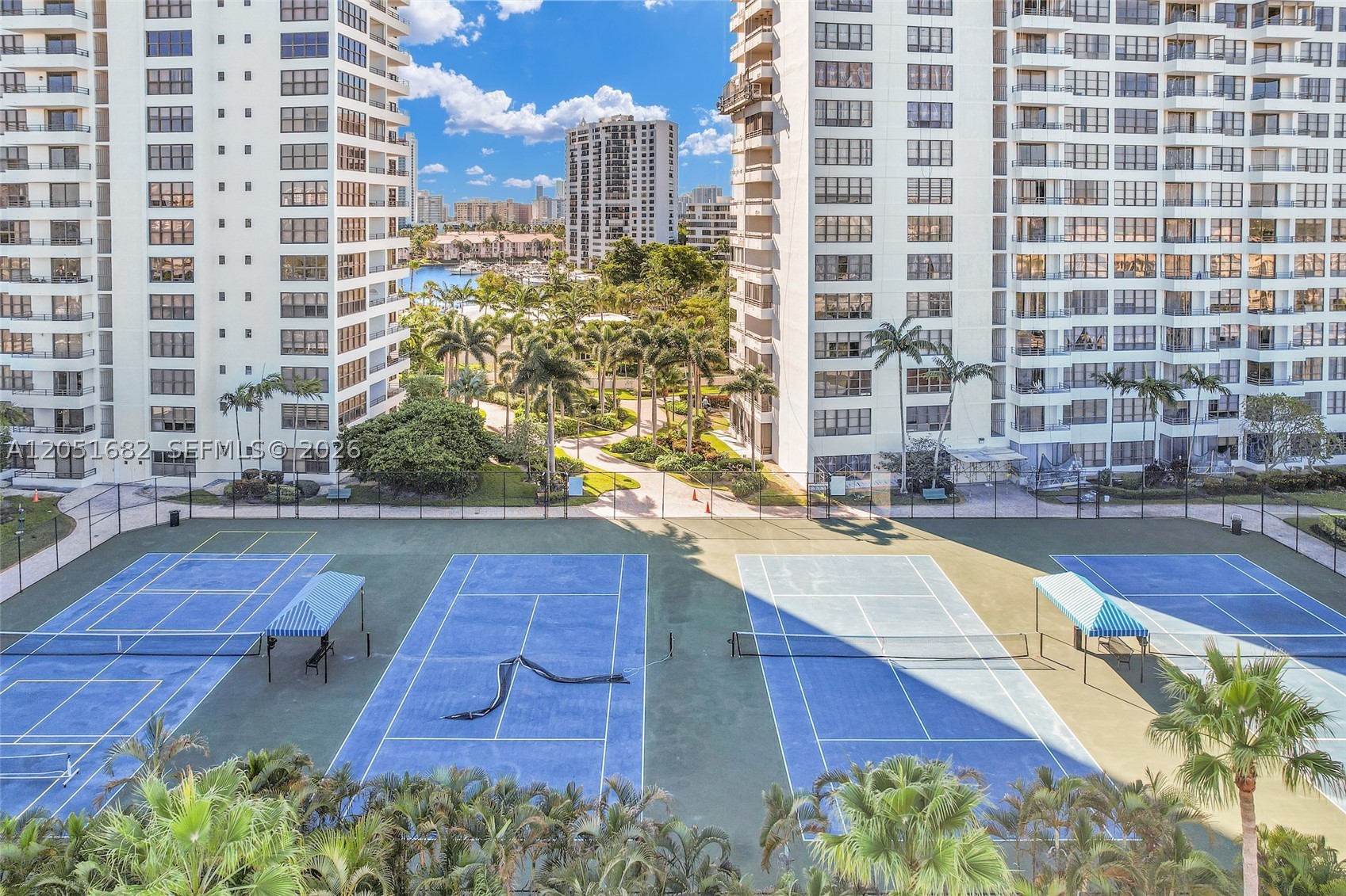 OLYMPUS CONDO PHASE - Residential