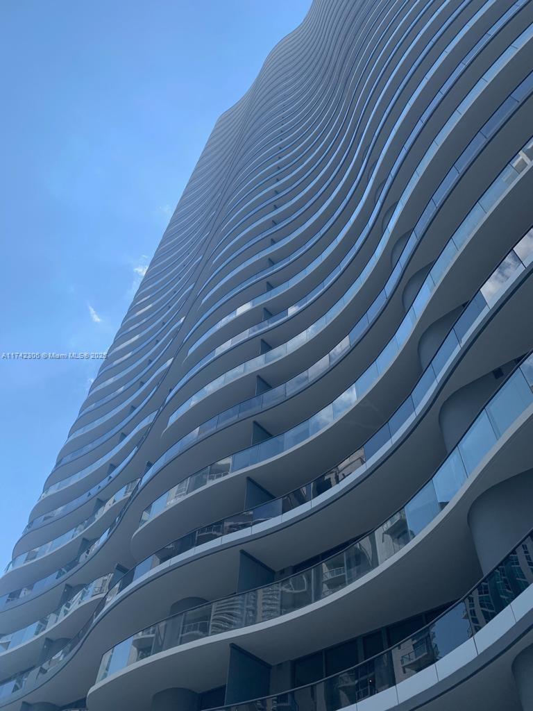 BRICKELL FLATIRON CONDO - Residential Lease