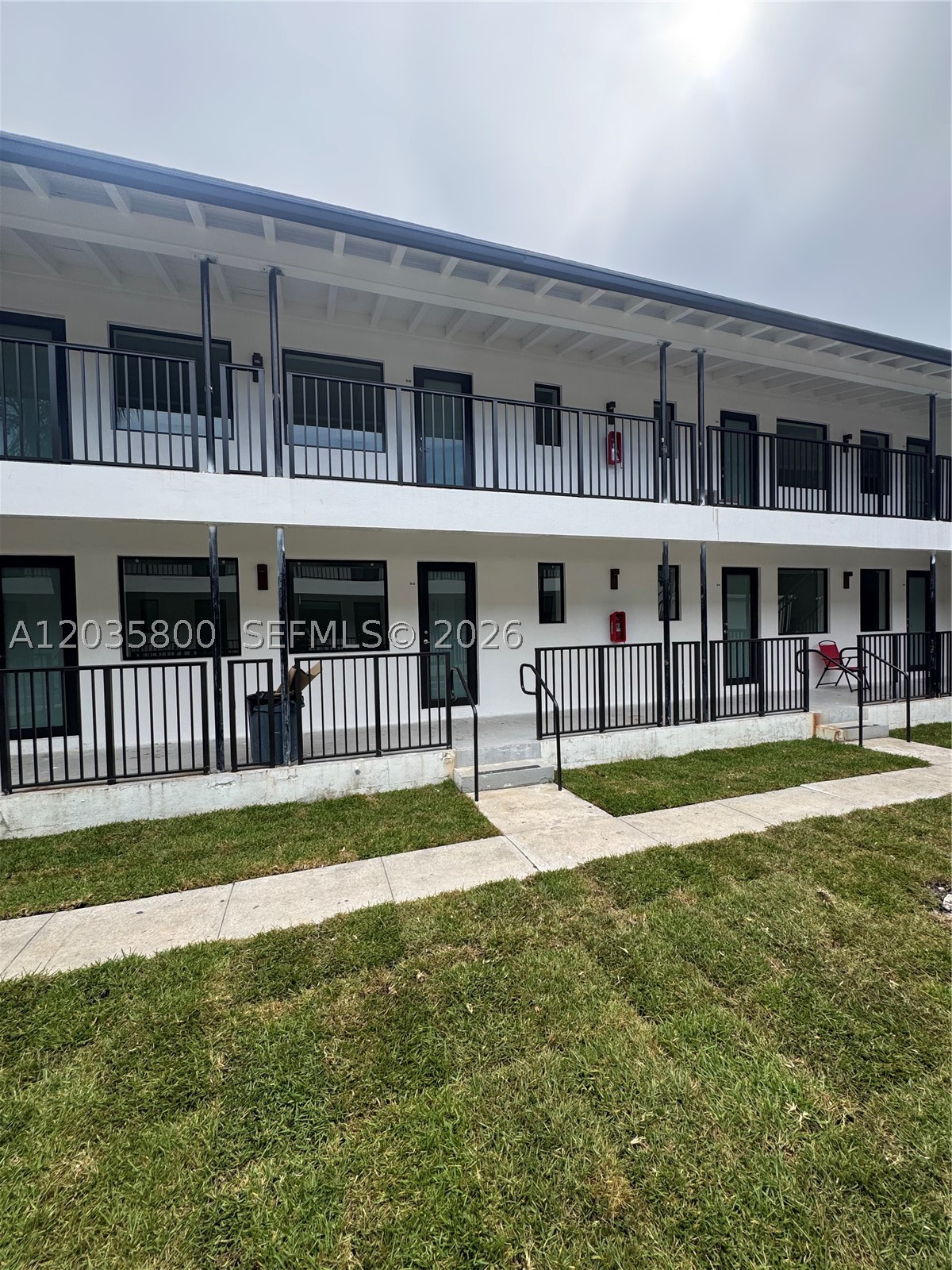 HOLLEMAN PARK - Residential Lease