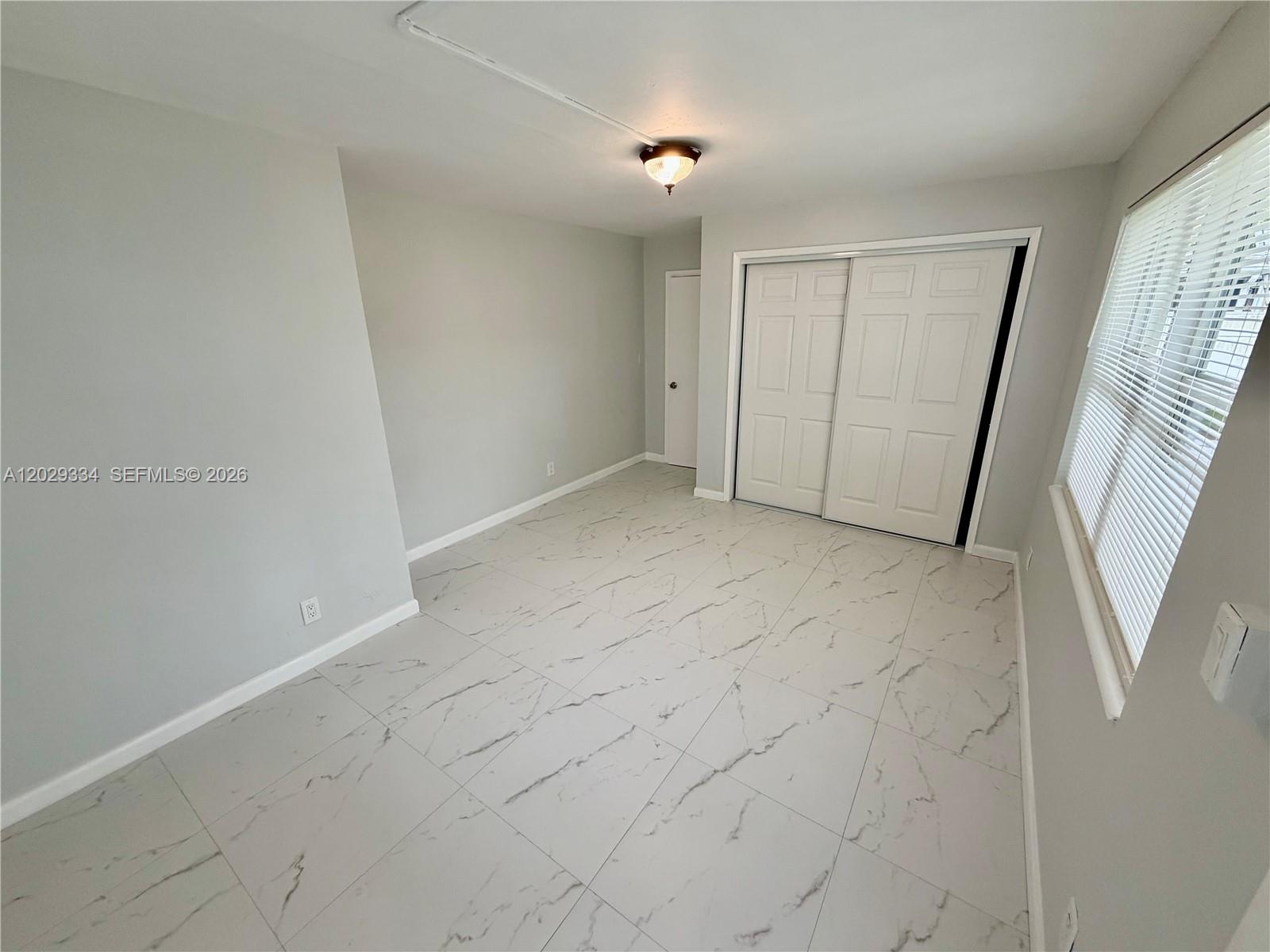 OCEAN RIDGE - Residential Lease