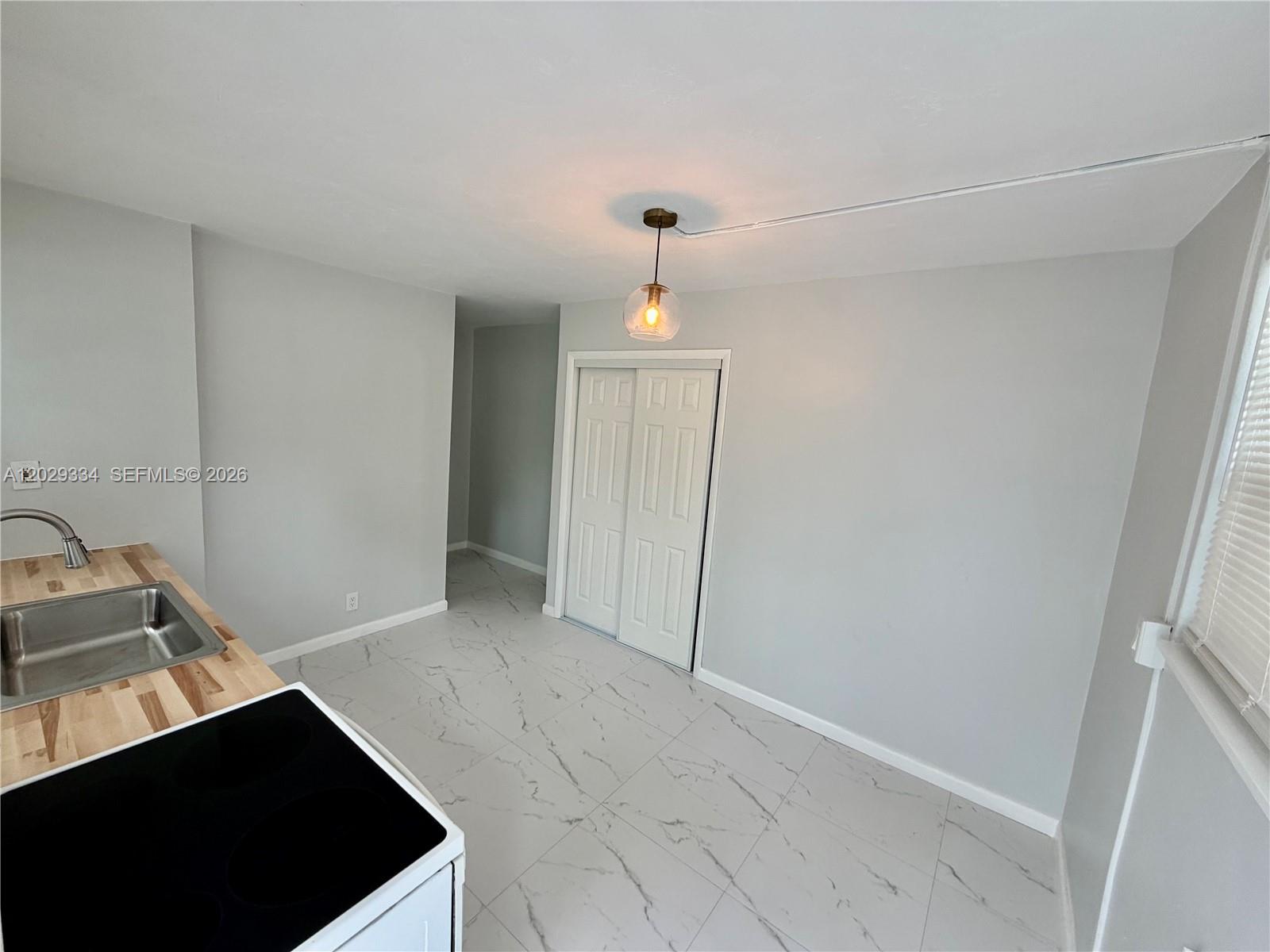 OCEAN RIDGE - Residential Lease