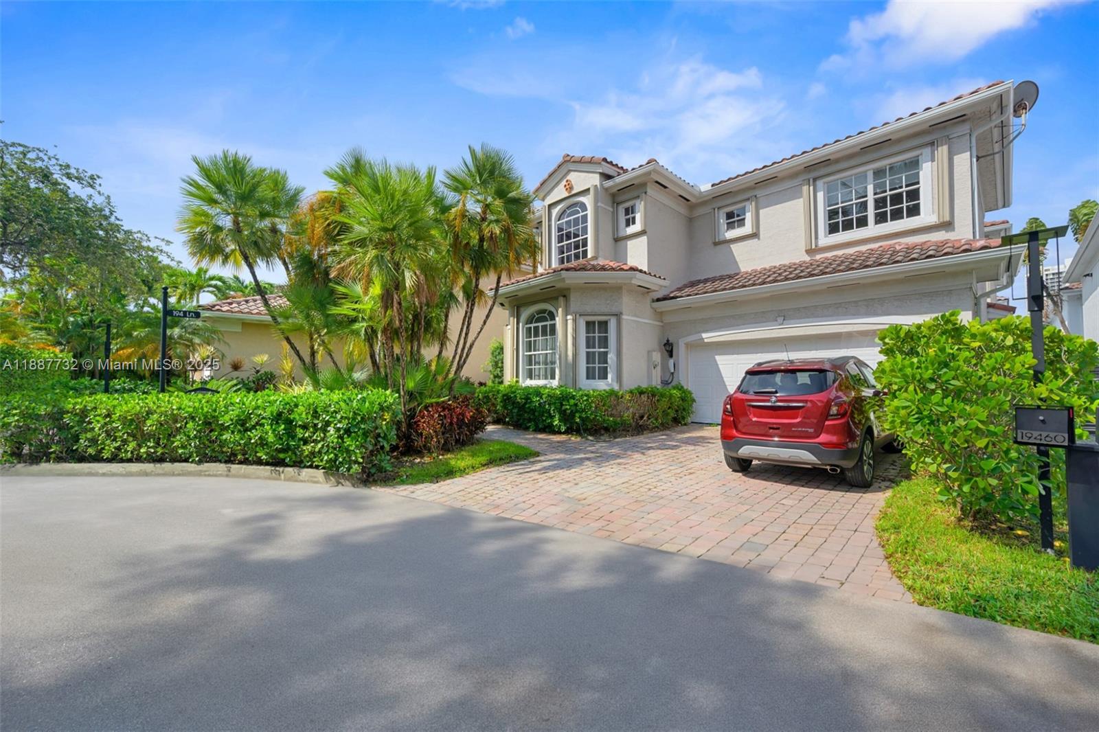 GOLDEN GATE ESTATES & MAR - Residential